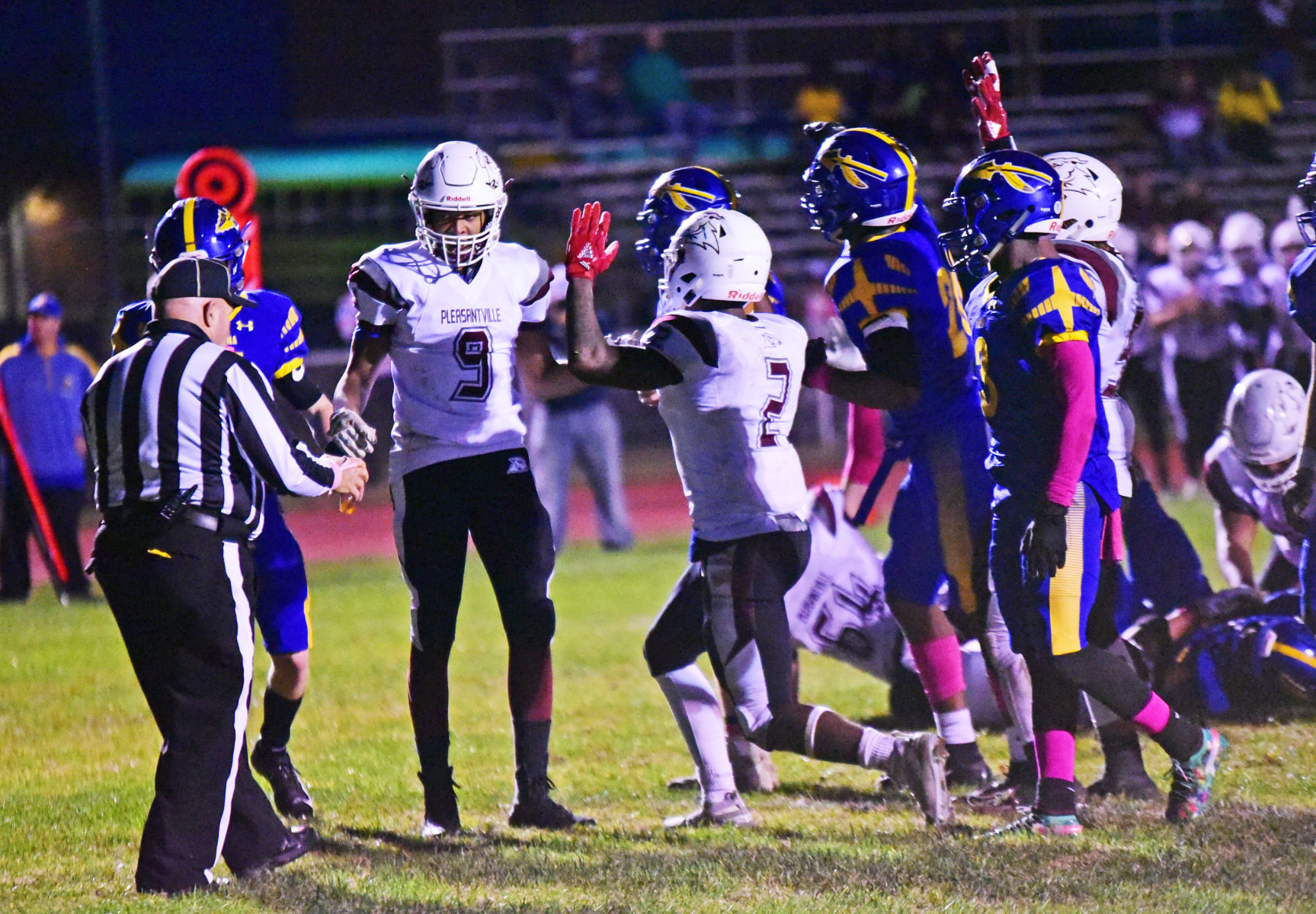 102619_spt_buenafootball 13.jpg
